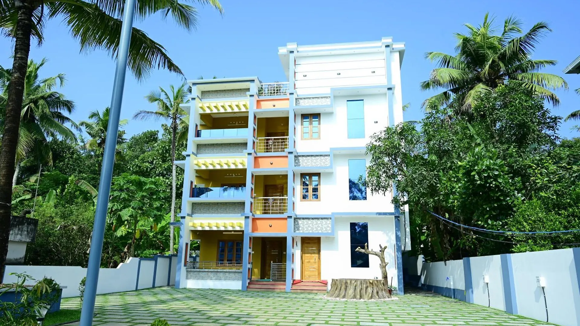 Days Inhome Paravur