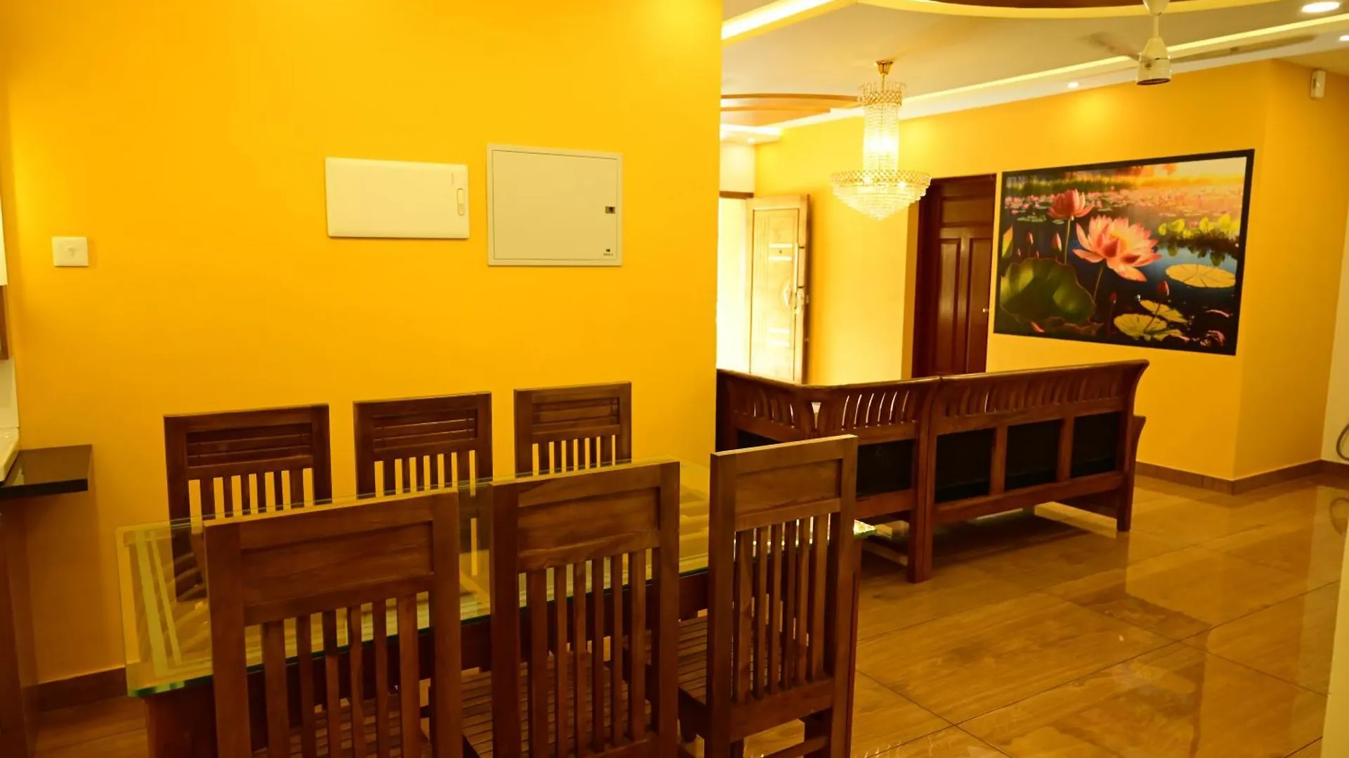 Days Inhome Paravur Homestay